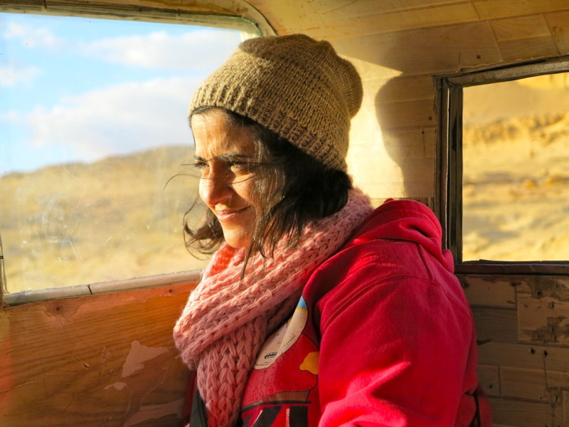Ana Ana - still