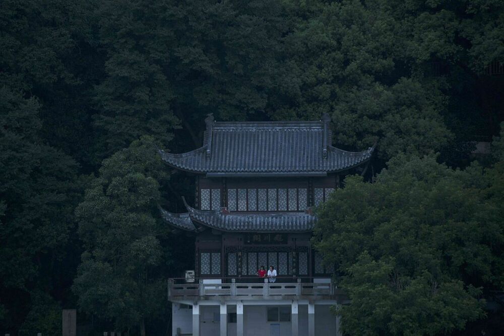 Dwelling in the Fuchun Mountains - still