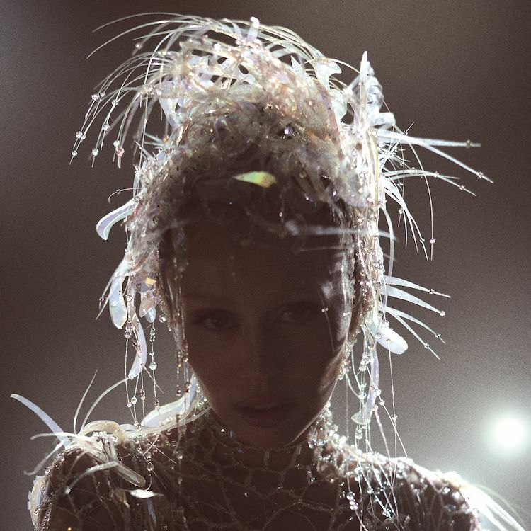 Miley Cyrus: Something Beautiful - still
