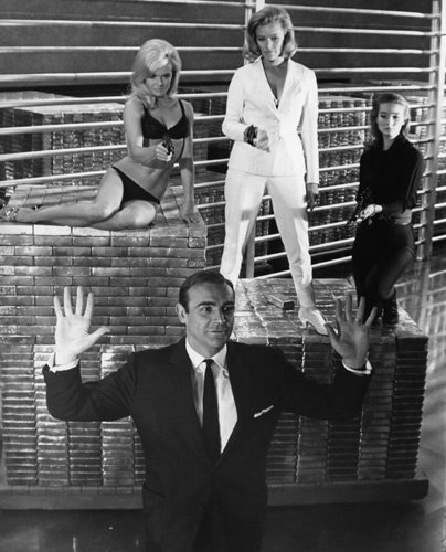 Goldfinger - still