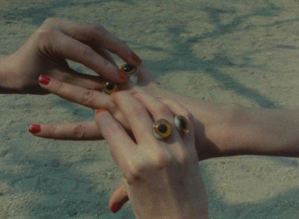 Céline and Julie Go Boating - still