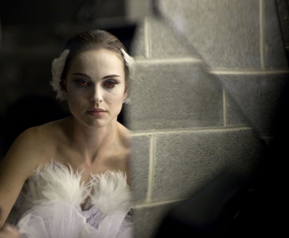 Black Swan - still