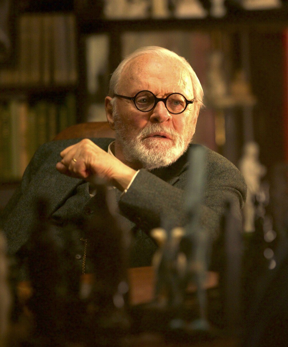 Freud's Last Session - still